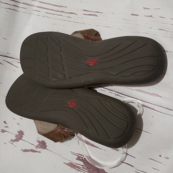 Obeo brown T-strap thong embellish sandals size 12 narrow - Picture 6 of 7